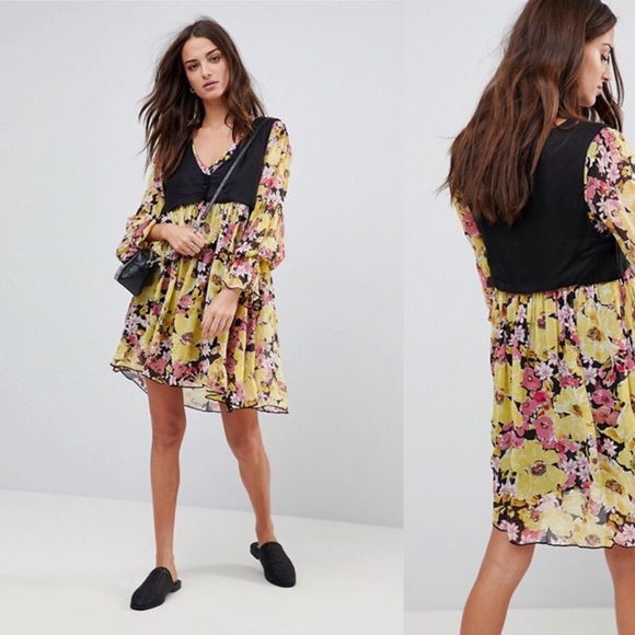 Free People Dresses & Skirts - NWT Free People Fall Floral Vested Dress